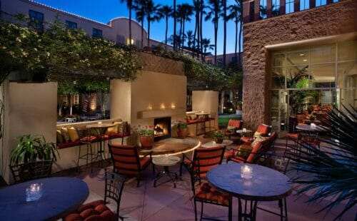 Harry's Place inside Tempe Mission Palms